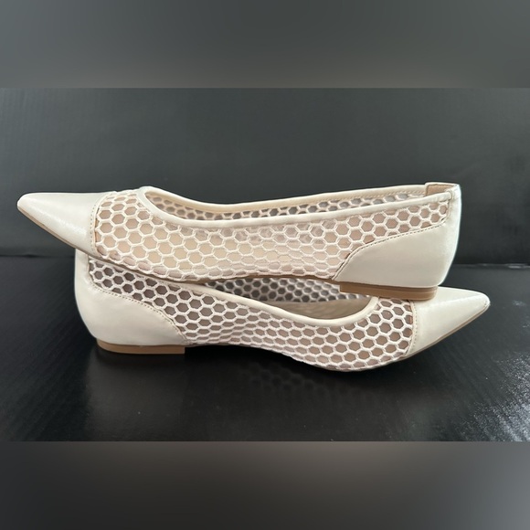 Nine West Cream Mesh Pointed Flats - Picture 15 of 16